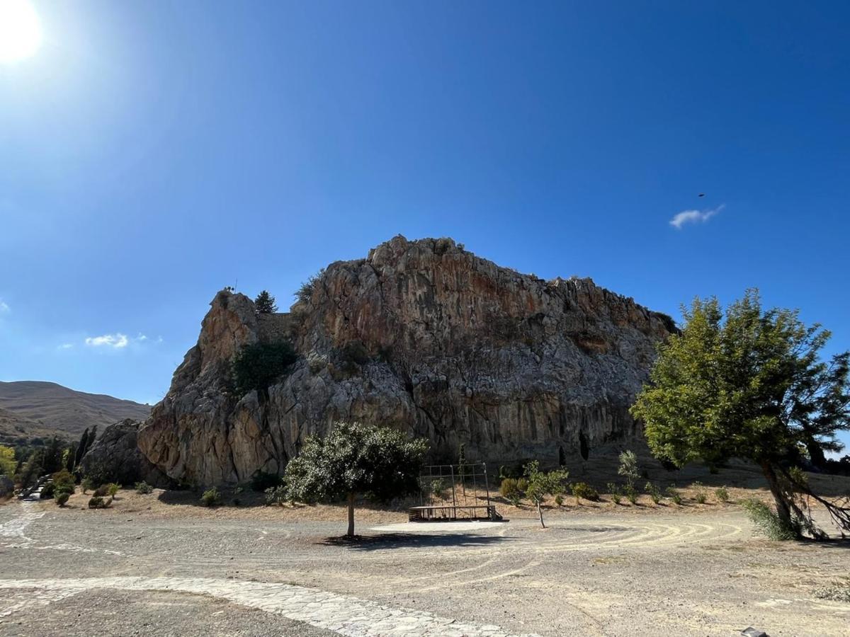 Вілла Katerina'S Rest Stone Ηouse Charakas Екстер'єр фото